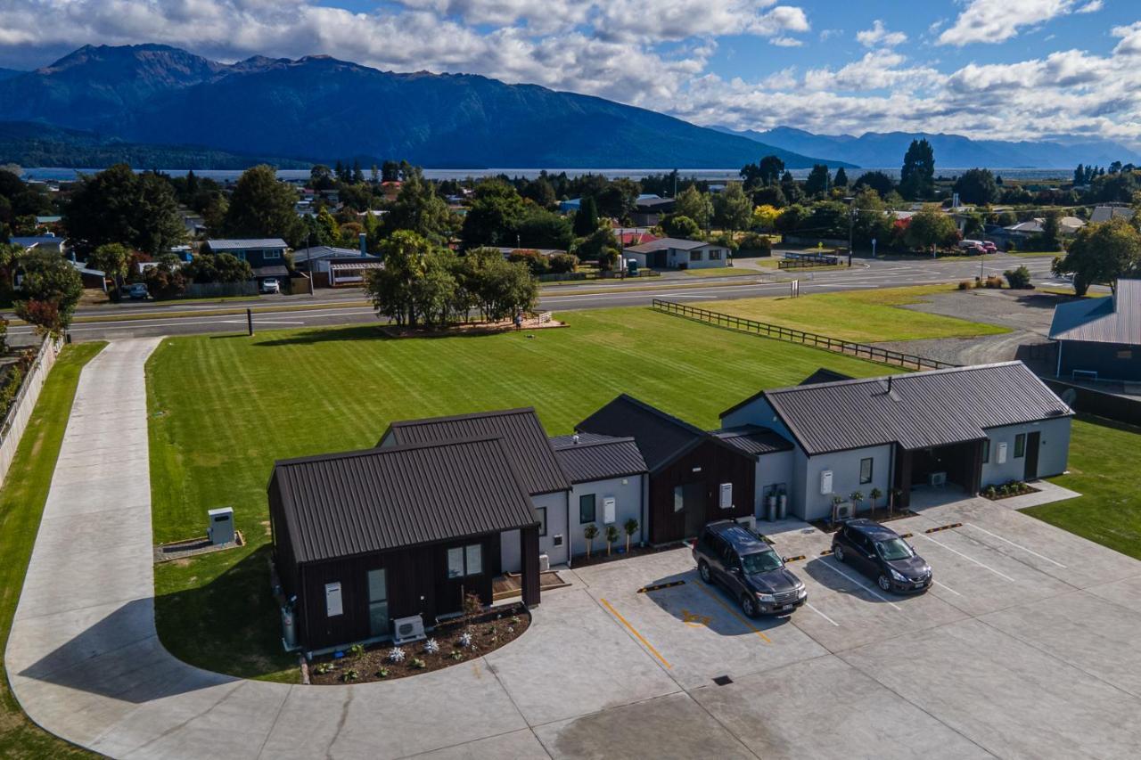 Annies On Milford Motel Te Anau Eksteriør billede